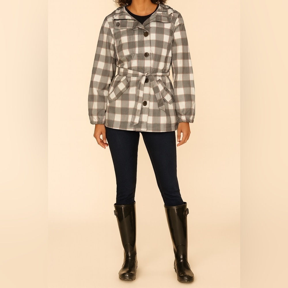 Urban Rags Light weight Plaid spring/fall Jacket size M